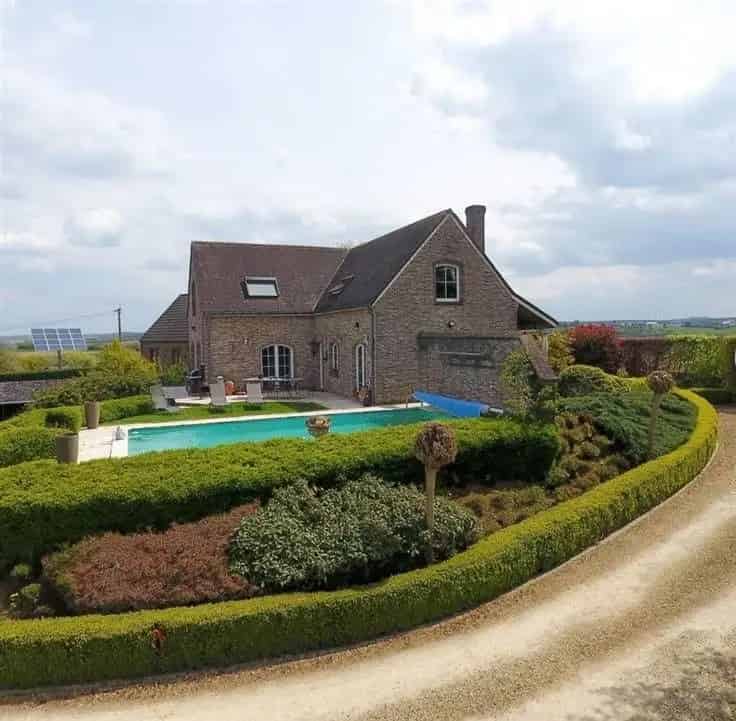 Villa te Koop - Rustig - Zwembad - 2 slaapkamers