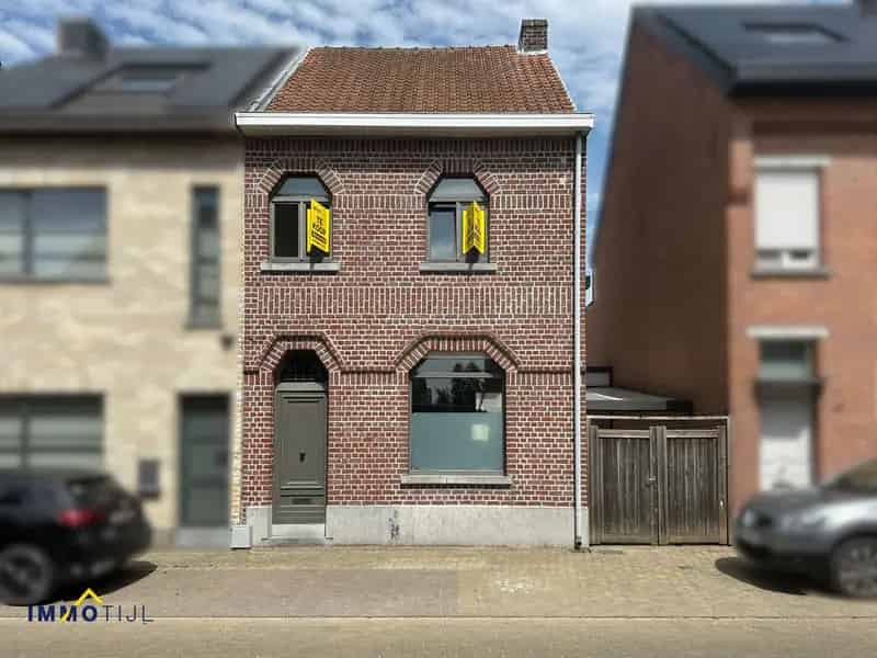 Instapklare ruime woning met 3 slk nabij centrum Herdersem!