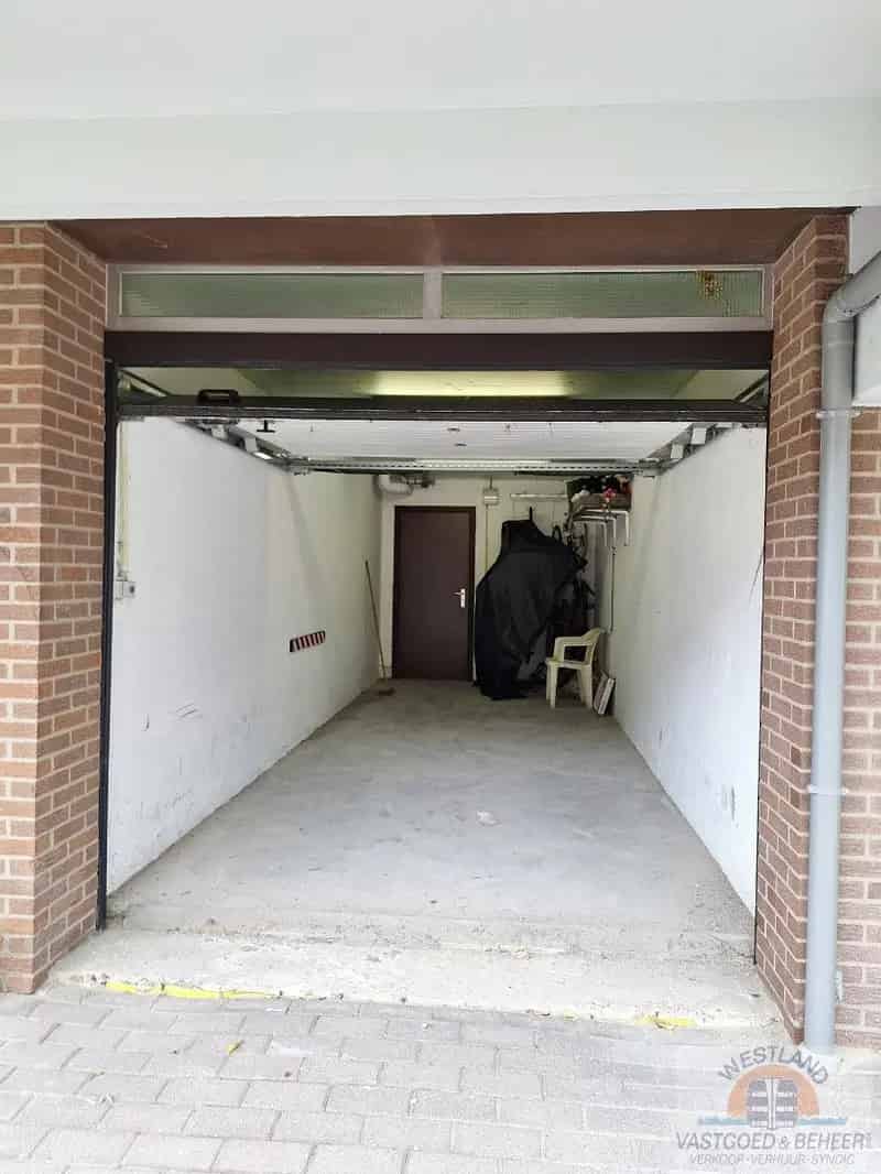 Garage te Koop