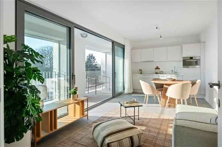 Te koop appartement met informatie en foto's beschikbaar