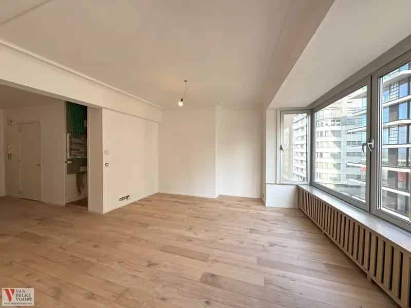 Vernieuwd Appartement Zeezicht Stadscentrum