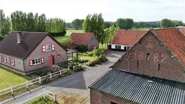Hoeve te renoveren Hansbeke 16080m²