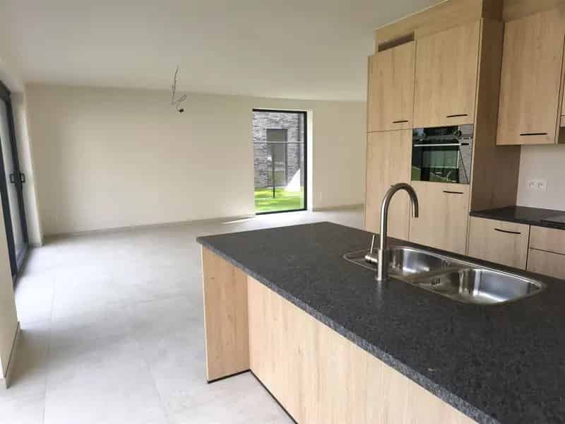 Nieuwbouw woning 4 slaapkamers Lommel