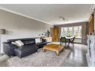 Villa te koop Vlezenbeek 4 slaapkamers 2 badkamers