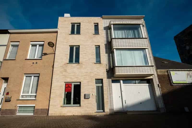 Huis te huur: Instapklare gerenoveerde woning met 4 slaapkamers