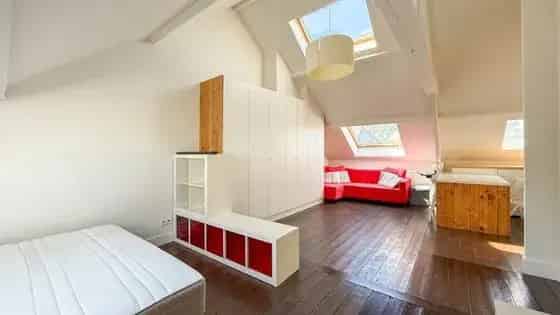 Studio te huur in het Zuid 33m2 gerenoveerd herenhuis