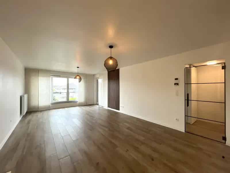 Appartement te huur: Recent Energiezuinig 1 Slaapkamer Terras