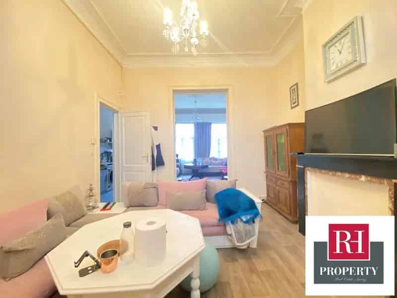 Appartement te koop Schaarbeek Station 130m² te renoveren