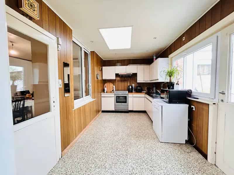 Huis te huur 3 slaapkamers grote tuin