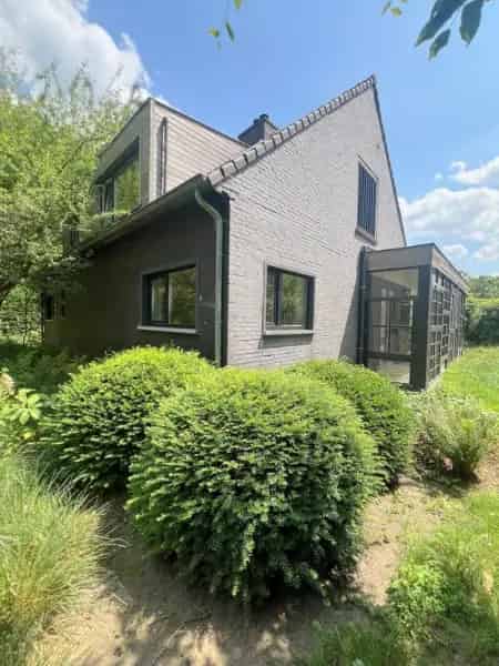 Huis te koop Sint Niklaas 6 slaapkamers grote tuin