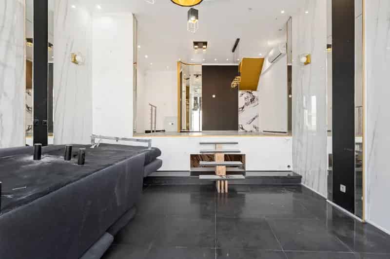 Appartement met Handelsgelijkvloers Kapellen Centrum