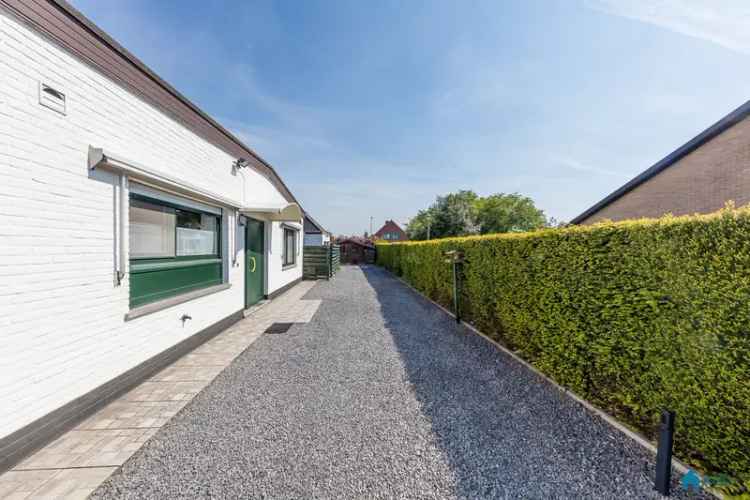 Rustig gelegen bungalow met tuintje en garage