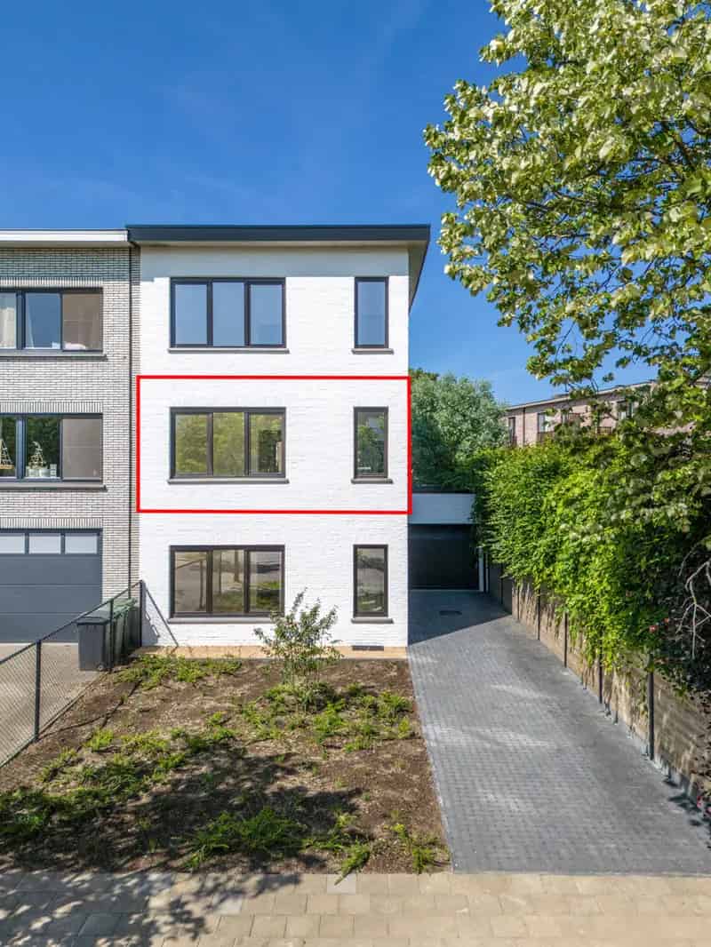 Appartement te koop: gerenoveerd 2 slaapkamers, EPC A+, ruim terras