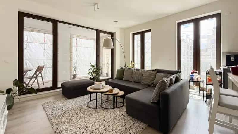 Te Huur 2 Slaapkamer Appartement Dams Meir 71m2 Terras