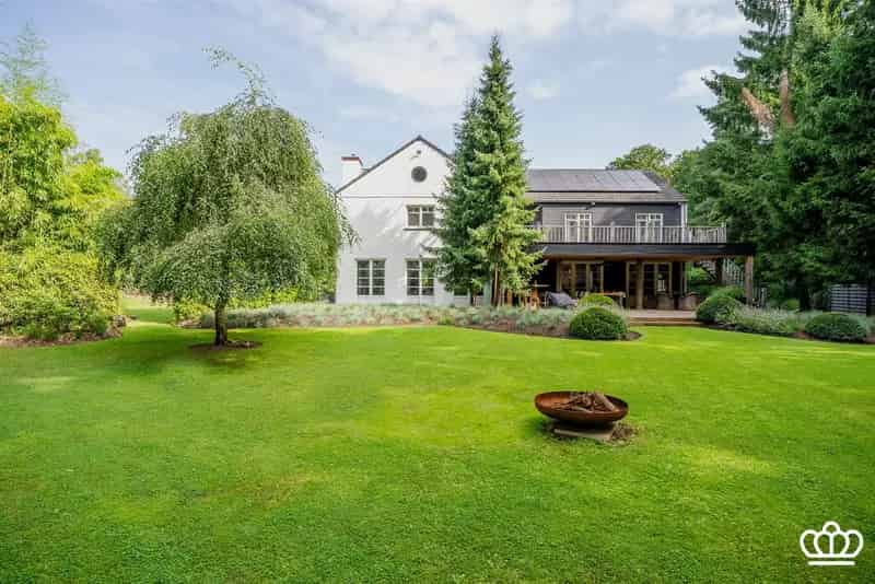 Villa te koop: Luxe villa met tennisveld en jacuzzi