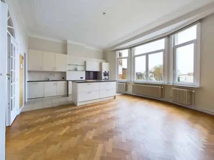 Herenhuis te Koop Vorst - 5 slaapkamers - Tuin - Garage
