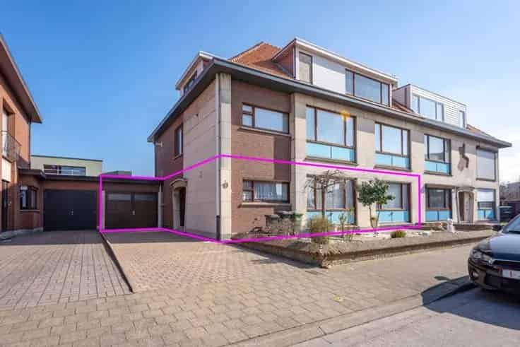 Appartement te Koop Kapellen - 2-3 slaapkamers, garage, terras