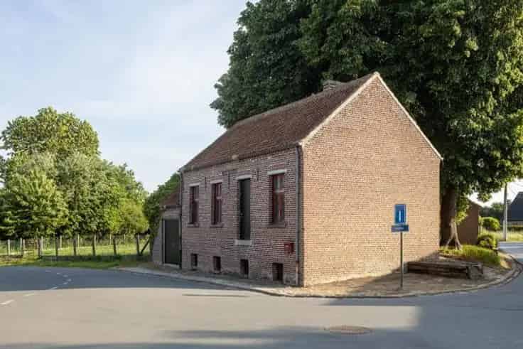 Huis Te Koop Sint-Katherina-Lombeek: Charmante woning met landelijke uitstraling
