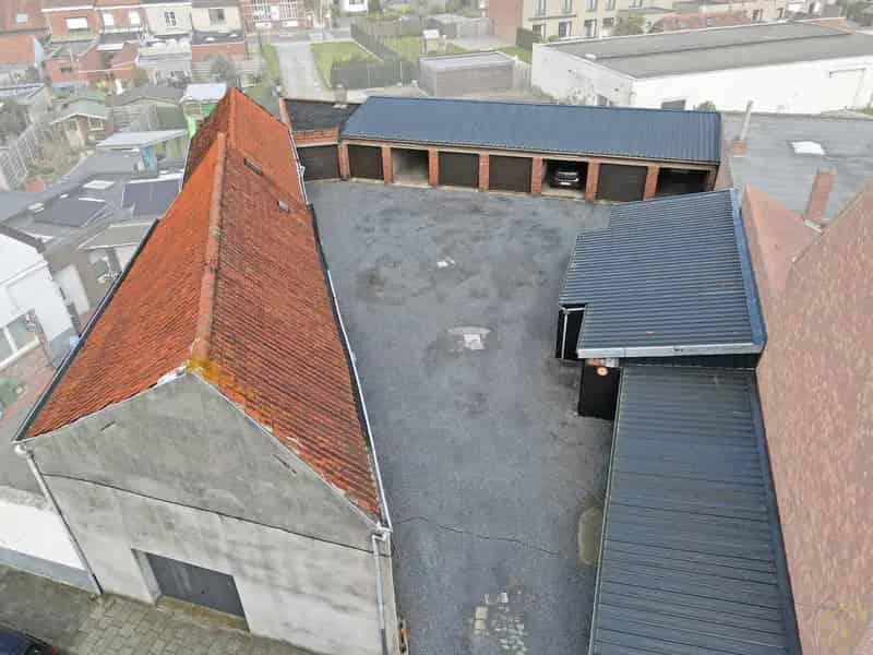Garage te Huur Eeklo Schaperijstraat Ruim Garagecomplex