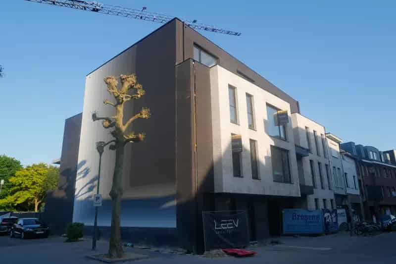 Nieuwbouw Studio te Koop met Terras en Garage