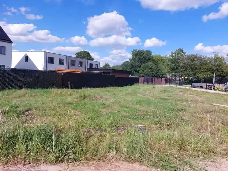 Bouwgrond te Huur 424m² Open Bebouwing