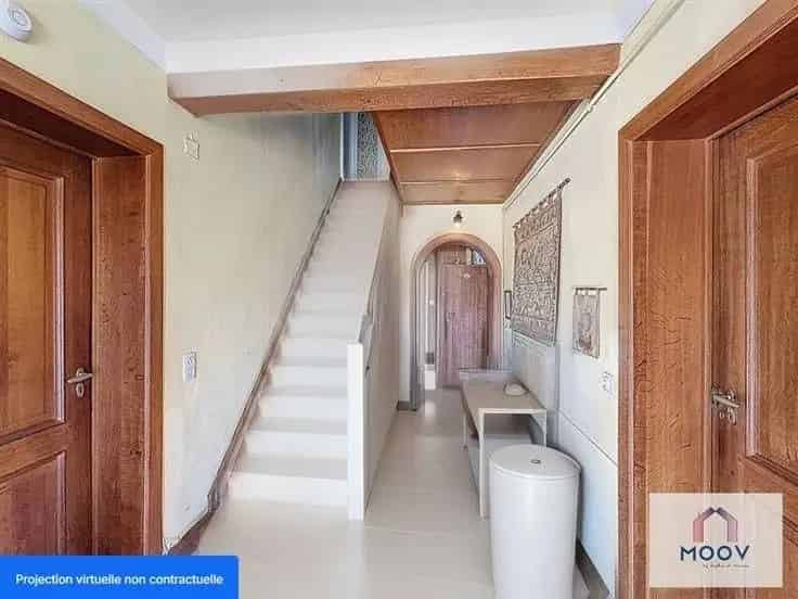 Huis te koop Mazy - Ruime woning te renoveren