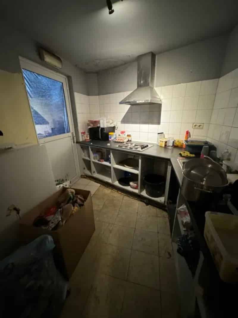 Opbrengsteigendom 5 Kamers Studio's Te Koop