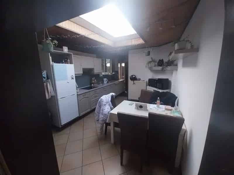 Huis te huur te Kapellen 3 slaapkamers diepe tuin