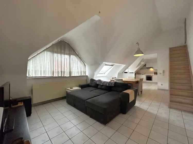 Dakappartement te koop Geel: 2-3 slaapkamers, groot terras, garage