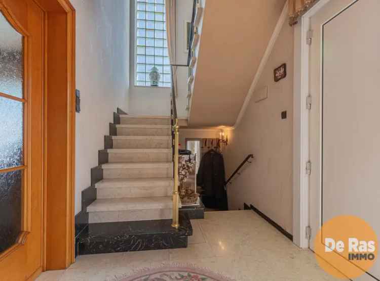 MERE - Woning met Tuin Garage en 2 Slaapkamers