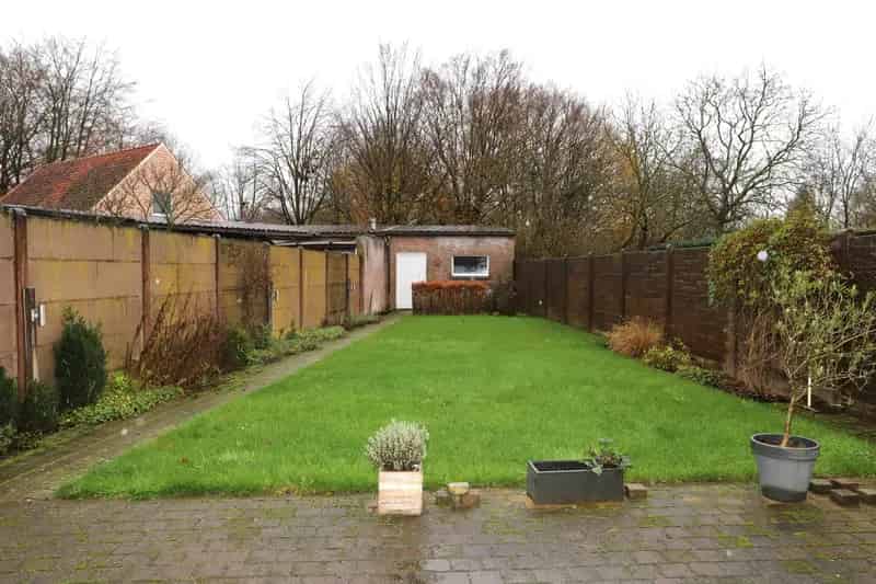 Ruime gezinswoning te huur Pulle