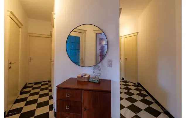 Huur 2 slaapkamer appartement van 93 m² in Antwerp