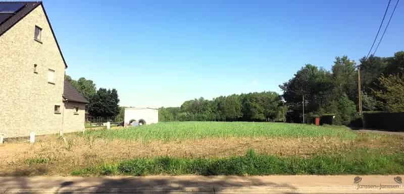 Ruime Bouwgrond 2544m² Open Bebouwing Baal