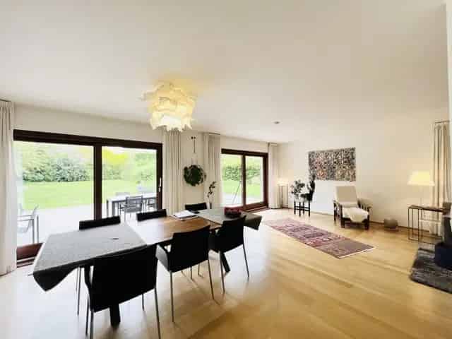 Luxe Villa te Tervuren Nabij Park en British School