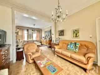 Huis te koop Ukkel 220m² 5 slaapkamers tuin renovatie