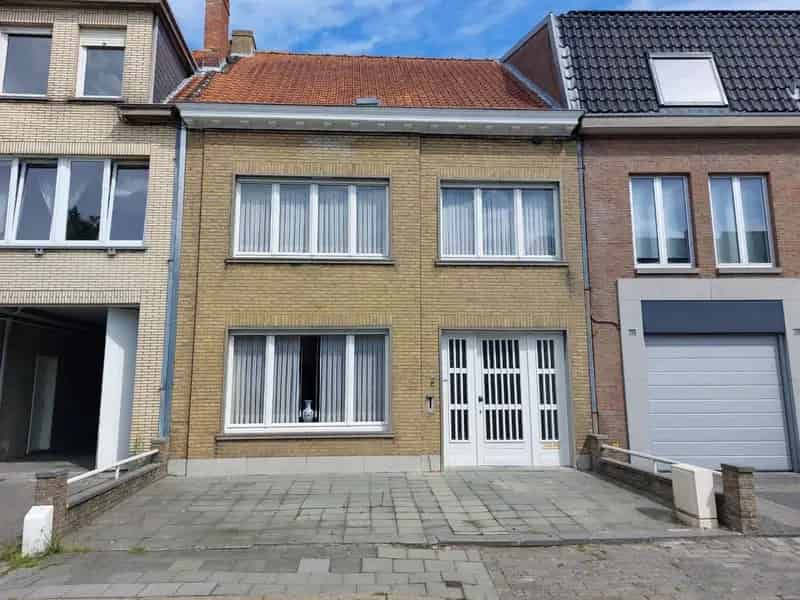 Ruime woning met garage en tuin