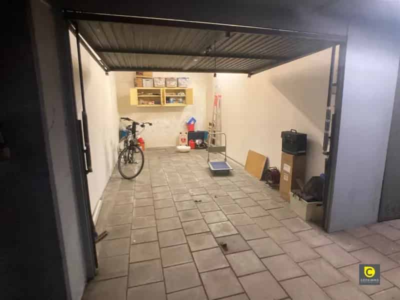 Ruime Garagebox te Huur Nabij E19 E34