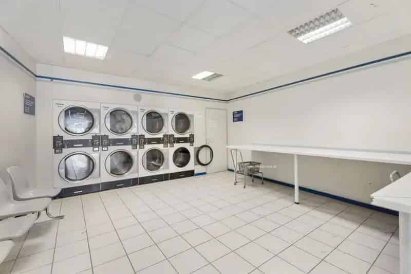 Handelspand te Koop Gistel - Wassalon - 58 Bruto Rendement