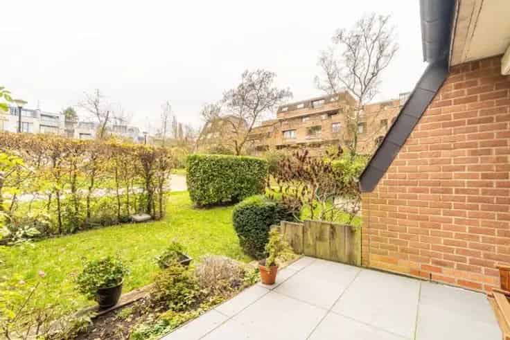 Duplex Appartement te Koop 5 Slaapkamers 3 Badkamers Tuin Parking
