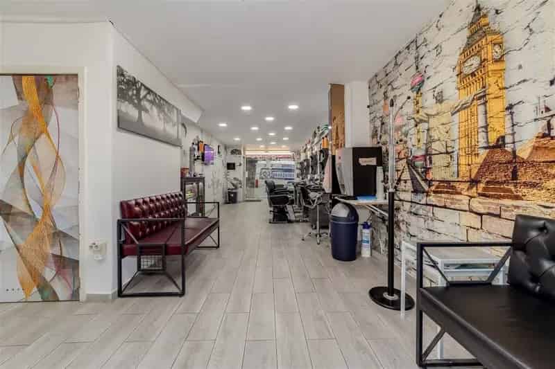 Handelspand te Huur 3300 euro maand