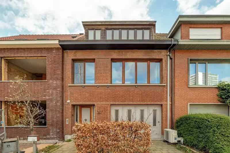 Ruime Energiezuinige Woning met Tuin en Garage