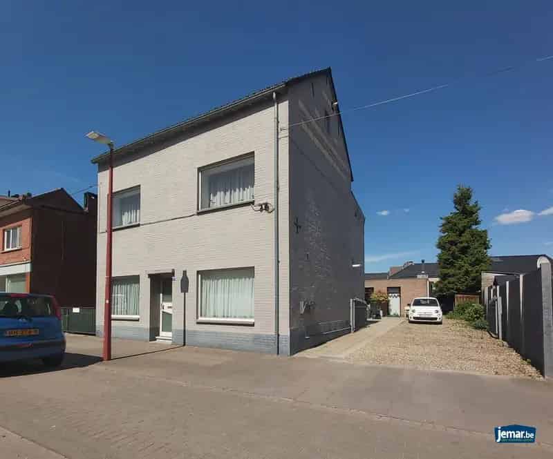 Huis te huur Maasmechelen: Kangoeroewoning met bijgebouw