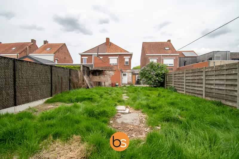Te renoveren woning te koop in Ledegem