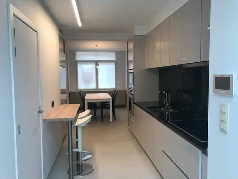 Rijwoning te huur Ieper - Lichtrijk en recent gerenoveerd