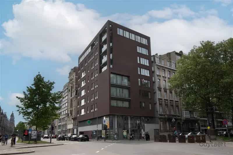 Antwerpen - Lichtrijk hoekappartement 76m² met Parking