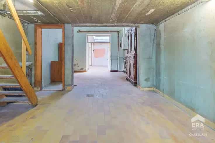 Huis te Koop Sint-Gillis Atelier Garage Te Renoveren