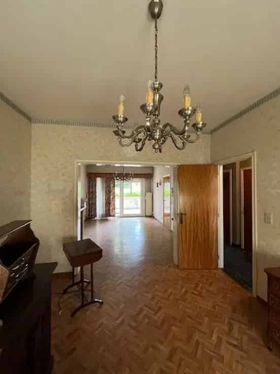 Huis Te Koop Renovatieproject  Eengezinswoning