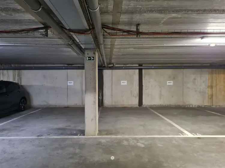 Huur ondergrondse parkeerplaats in Sint-Niklaas met handige ligging