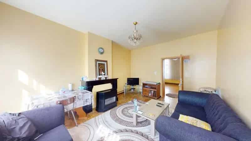 Duplex 4 slaapkamers Schaerbeek - 100m²