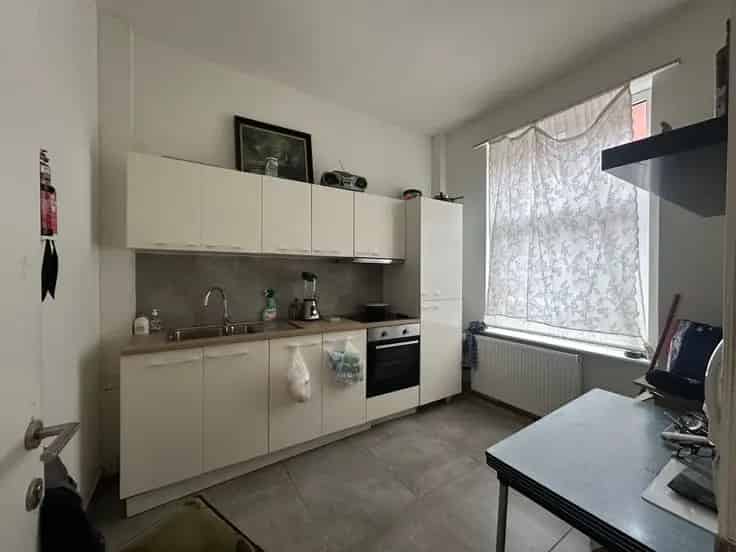 Gerenoveerde Opbrengsteigendom 5 Kamers 6 Rendement